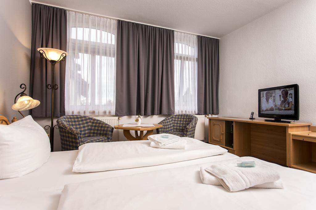 Der Bayerische Hof Hotel Grunbach Exterior photo