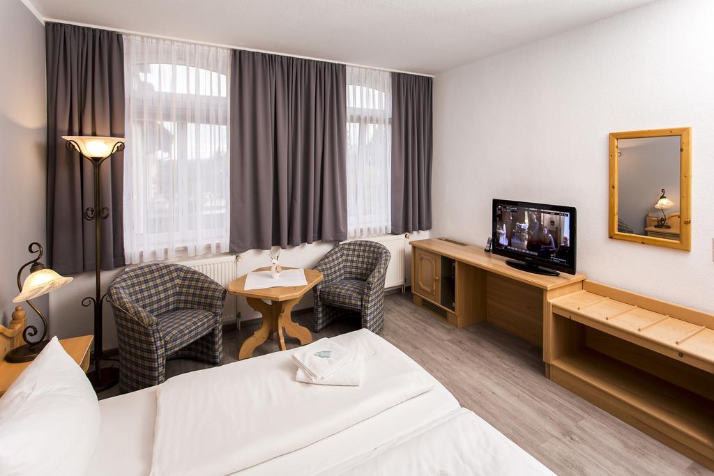 Der Bayerische Hof Hotel Grunbach Exterior photo
